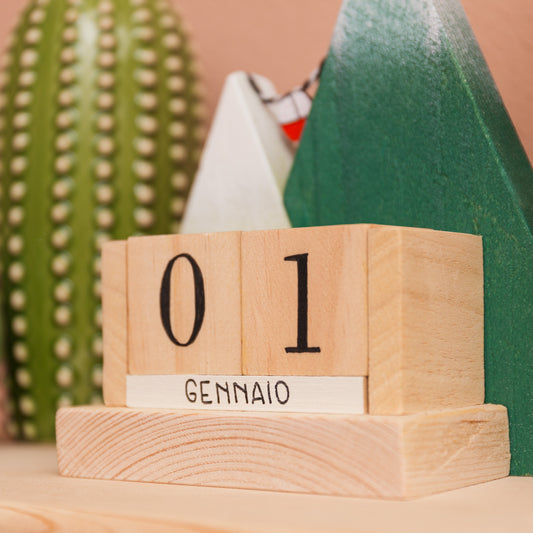 Datario da scrivania - Tema Montagna